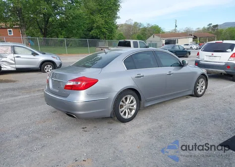 2013 Hyundai Genesis 3.8 из США, поврежденный, VIN KMHGC4DDXDU248311